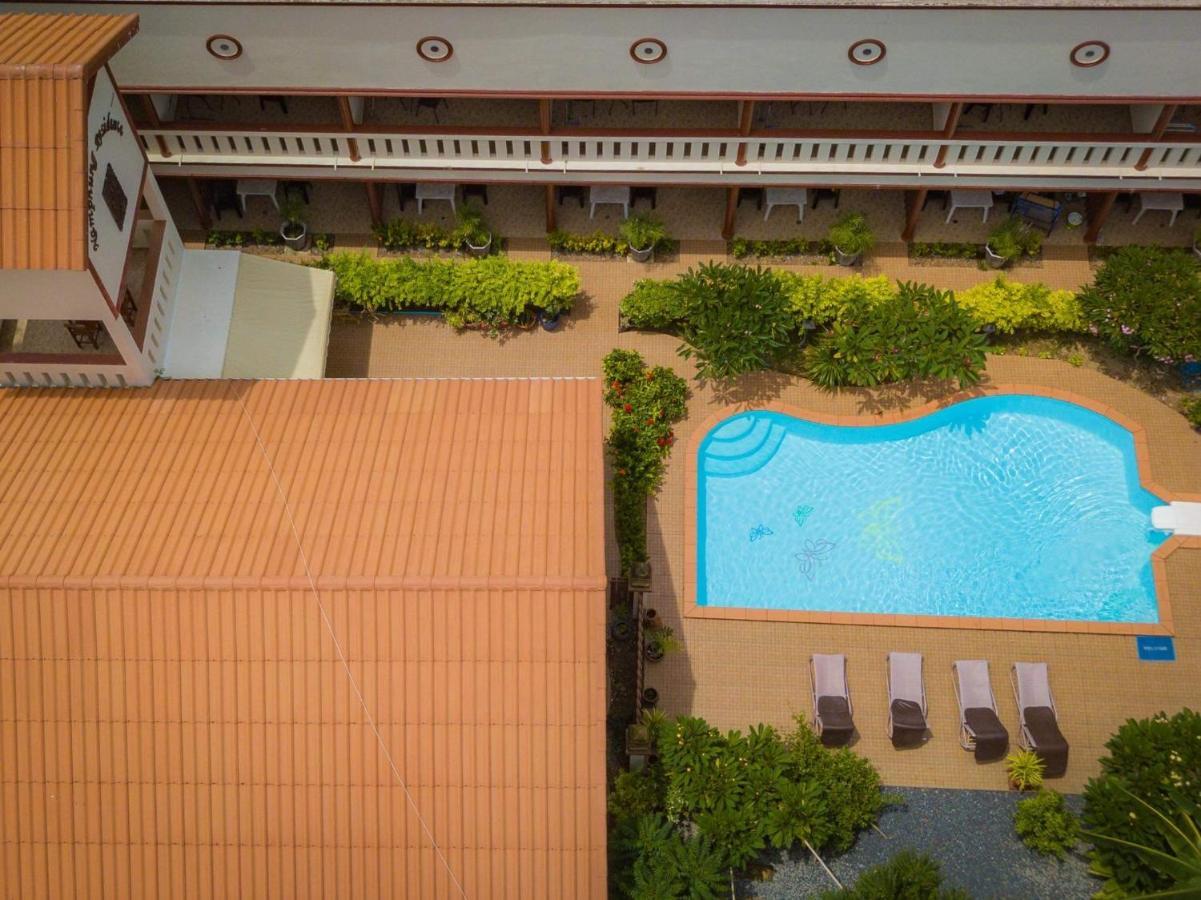 Namphung Phuket Boutique Resort Rawai Экстерьер фото